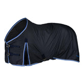 Couverture HORZE Glasgow imperméable bleu foncé pour cheval en sortie pluvieuse.