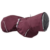 Hurtta Mudventure ECO manteau aubergine pour chien, imperméable et léger, protège le pelage pendant les balades.