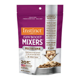 Instinct mélange cru au bœuf, présenté en sachet pratique pour chats.