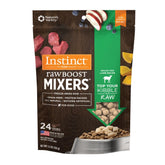 Instinct Raw Boost Mixers dans un bol servi, texture appétente et variété au repas.