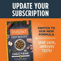 Instinct Raw Boost morceaux croquants-seches poulet: texture variée et saveur riche.