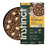 Instinct RawBoost morceaux poulet reels dans croquettes croustillantes haute proteine.