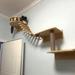 JIALOE Installation-murale-chat-bois installation discrète et durable.