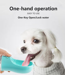 Kalimdor Bouteille eau chien bleue – ouverture à une touche pour un remplissage rapide.