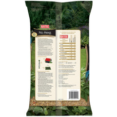 Kaytee cacahuètes décortiquées, snack riche, attire oiseaux près de la mangeoire.