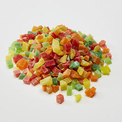 Kaytee Fiesta Toppings Papaye dans une petite assiette pour varier les plaisirs.