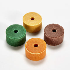 Kaytee Mini Saveurs de Sel saveur maïs — bouchées savoureuses pour l'appétit des petits animaux.