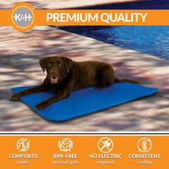 Grand format 44x32 pouces convient aux chiens de grande taille.