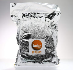 Kolar Labs LANXESS DI Resin emballage sous vide garantissant la fraîcheur et la performance.