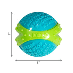 KONG CoreStrength balle enrichissement parfaite pour lancer et rapporter.