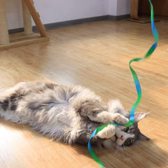 LASOCUHOO chat-en-action-baguette: stimuler la curiosité et le jeu.