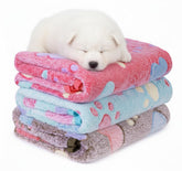Couverture LeapSheep pour chien et chat au motif cœur rose, douceur chaude.