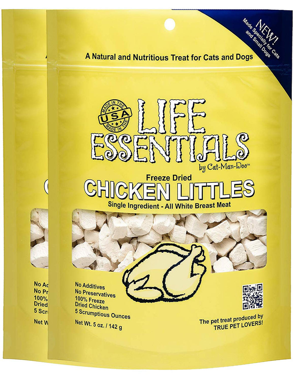 Life Essentials premier plan montrant les morceaux de poulet lyophilisé pour chats et petits chiens