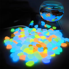 Galets lumineux lifebestone pour aquarium, apportant un éclat vif et sûr au décor nocturne.