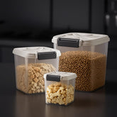 LivLab Mker conteneur-aliments chien 20lb avec 3 compartiments, pratique et polyvalent.