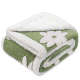 Couverture imperméable Luciphia pour chien moyen, gardant les meubles au sec et propres.