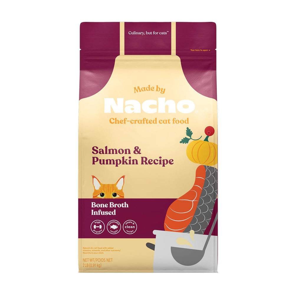 Croquettes Made by Nacho pour chat saumon en sachet 2 lb, goût et nutrition plaisants.