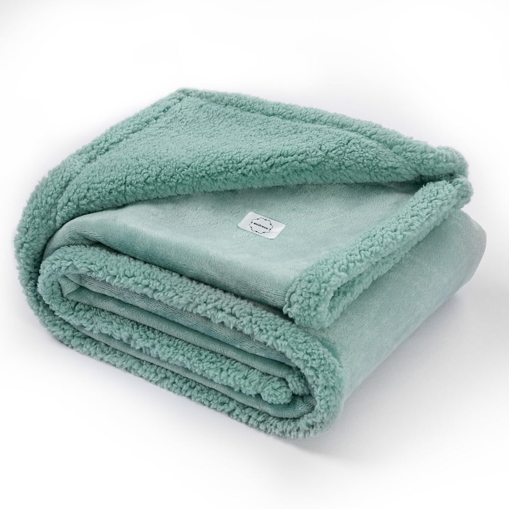 Maidewow couverture imperméable vert pour chien: protège le canapé des liquides