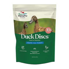 Manna Pro disques canards flottants en action pendant le goûter.
