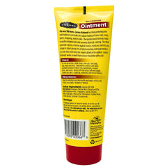 Application de Corona sur une zone irritée, crée une barrière durable contre saleté et humidité.