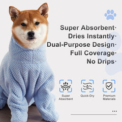 MANON ROSA robe-bain chat en microfibre douce offre un confort après chaque lavage.