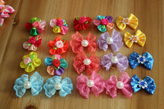Masue Pets noeud fleur poil apporte une touche florale au quotidien.
