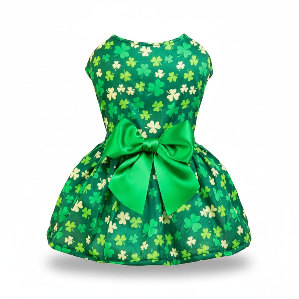 Robe Miiemiu Saint-Patrick à trèfle, design charmant pour animaux.