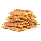 MON2SUN: sachet refermable montrant les friandises poulet et morue, fraîcheur préservée