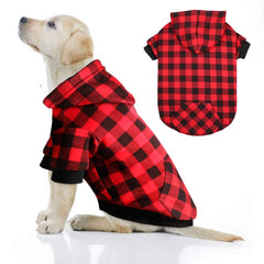 Hoodie Mtliepte pour chien à carreaux rouges, vue avant, style tendance et confort.