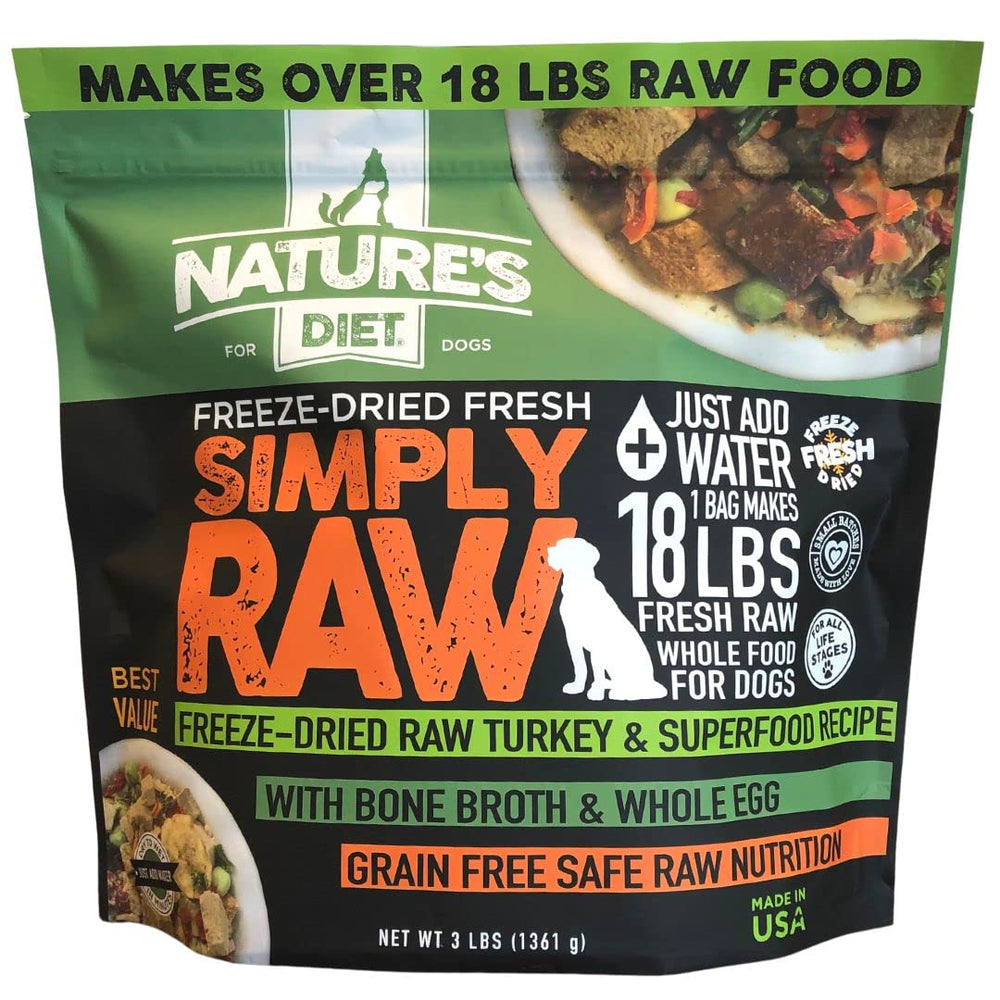 Nature's Diet Simply Raw emballage montre une solution pratique et prête à réhydrater rapidement.