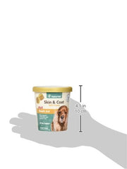 NaturVet Peau et Poil Plus — chien appréciant une bouchée.