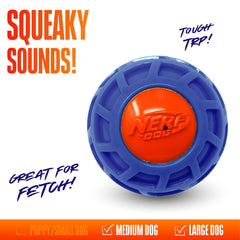 Nerf Dog balle durable résistante intemperies bleu orange, conçue pour durer