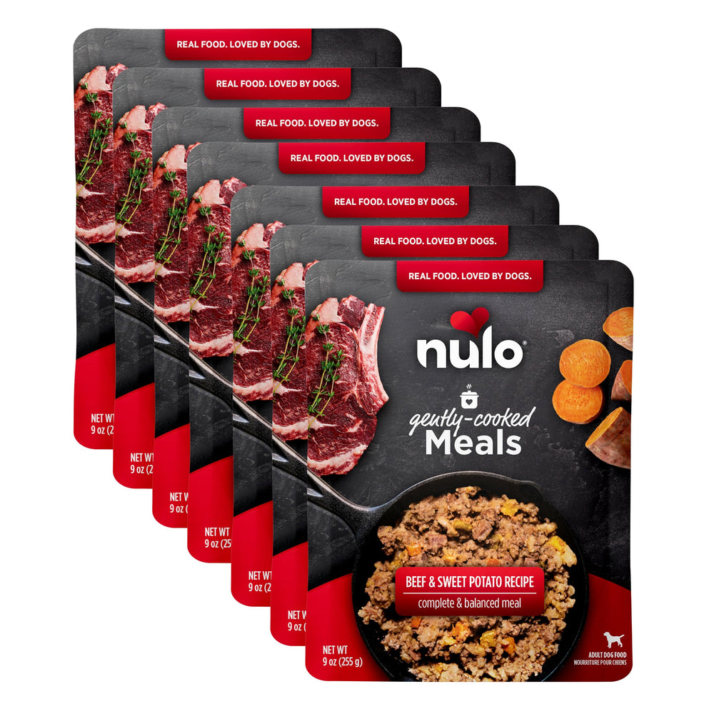 Repas humide Nulo en poche avec boeuf et patate douce, pratique et savoureux pour chien.