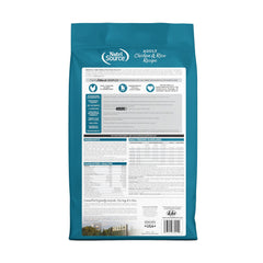 NutriSource chien mange croquettes poulet et riz, repas appétent
