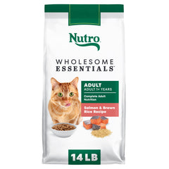 Nutro Wholesome Essentials: saumon premier ingrédient pour chat adulte.