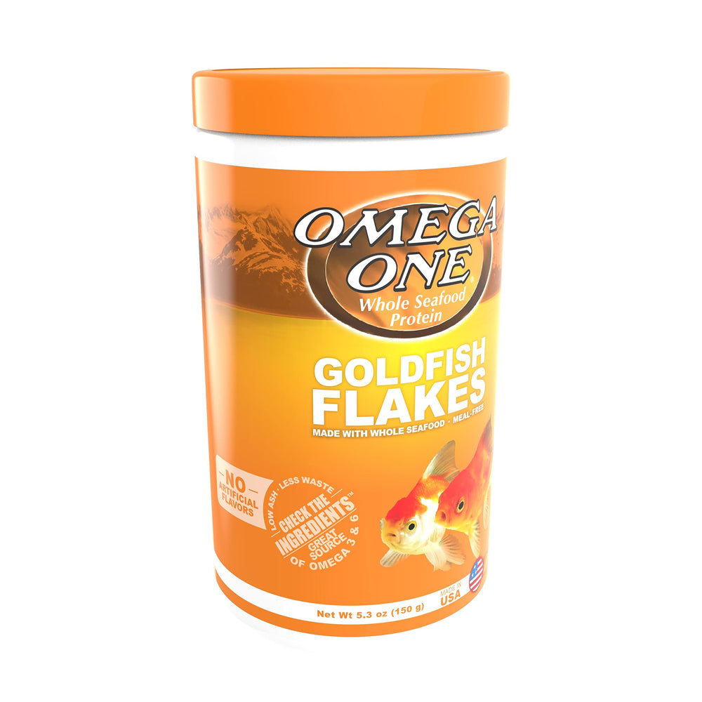 Omega One Flocons pour Poissons Rouges, emballage – source naturelle de protéines.