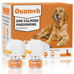 Diffuseur Ouamvh apaisant branché dans le salon, favorisant le calme du chien.