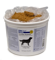 Pala-Tech Canine FA Plus Granules – flacon et granulés faciles à doser pour chien.
