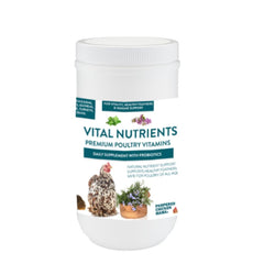 Pampered Chicken Mama Vitamines pour poulets — vue avant du pot, soutien nutritionnel quotidien.