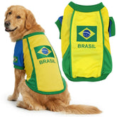 Parisian Pet maillot chien Bresil avant, look sportif et confortable.