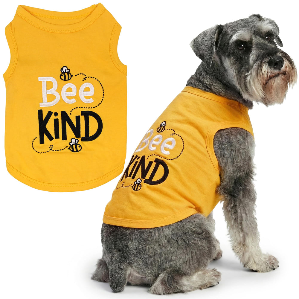 T-shirt Parisian Pet avec broderie abeille sur la poitrine, parfait pour les balades.