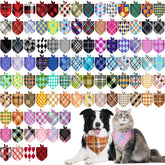 PAWCHIE bandana chien plaid bleu, idéale pour balades et séances photo.
