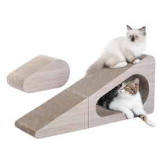 PAWZ Road grattoir triangle en carton, surface spacieuse pour plusieurs chats.