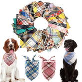 Bandana PET SHOW plaid carreaux, accessoire élégant pour vos photos d'animaux.