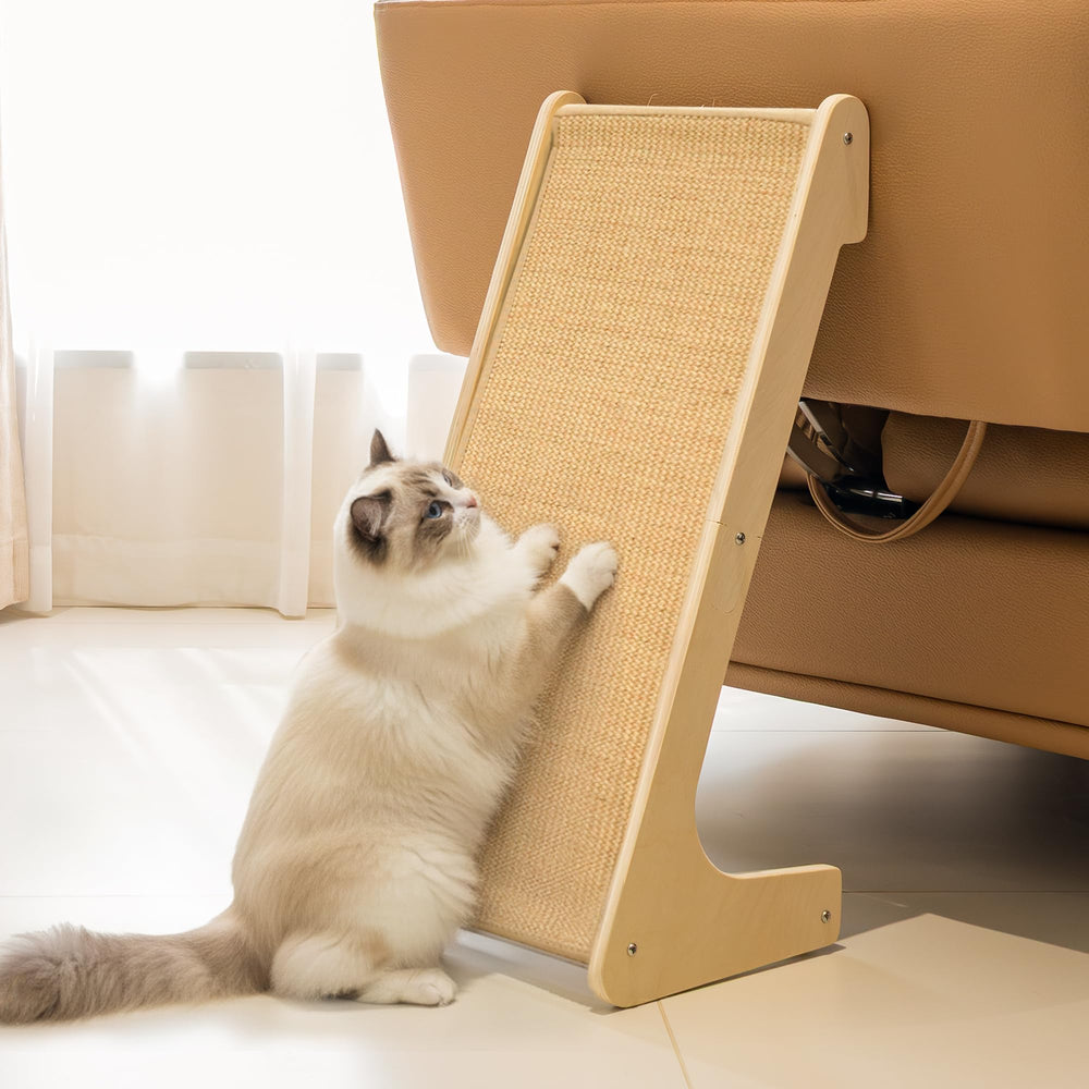 PETKARAY ramp de griffage en sisal — vue face montrant le design en forme de L et l’aire de griffage.