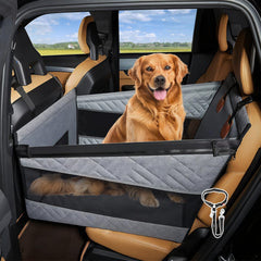 Petmarket siège-auto chien grande taille avec ceinture de sécurité intégrée pour trajets sûrs.