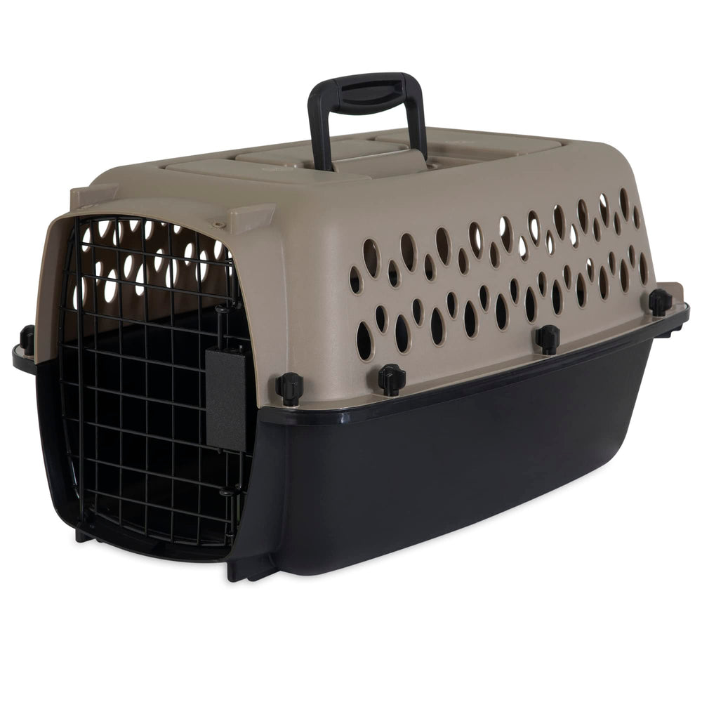 Vari Dog Kennel de Petmate avec ouverture sécurisée pour un accès facile.