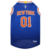 Pets First Knicks Jersey chien, vue avant, confort et esprit sportif.