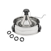 Fontaine Drinkwell en inox offre un accès eau à 360 degrés pour plusieurs animaux.