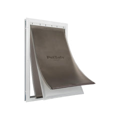 Porte-extérieure PetSafe en aluminium, pratique pour chiens et chats.
